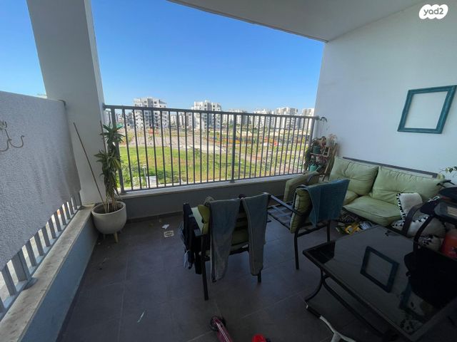 דירה, שבט יהודה, לוד