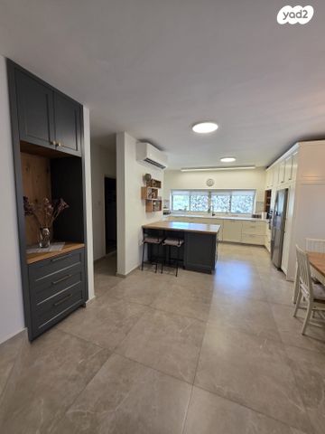 בית פרטי/ קוטג', להבים