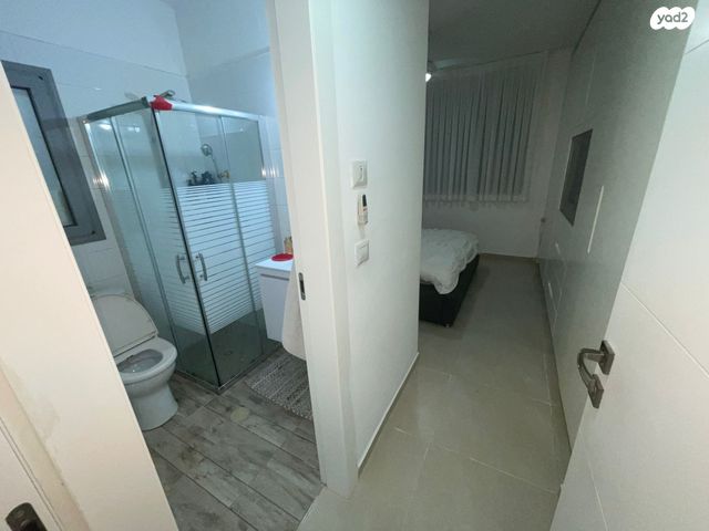 דירה, יוסי בנאי, רמלה