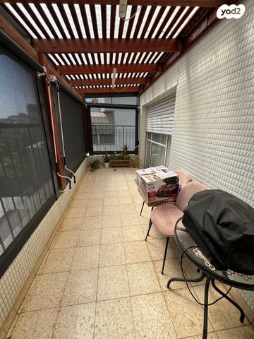 גג/ פנטהאוז, זכרון יעקב, הדר המושבות הותיקה / אם המושבות הותיקה, פתח תקווה