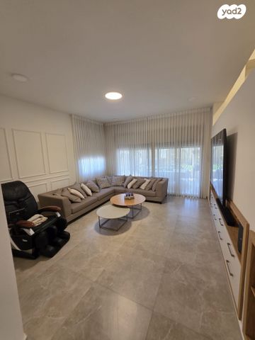 בית פרטי/ קוטג', להבים