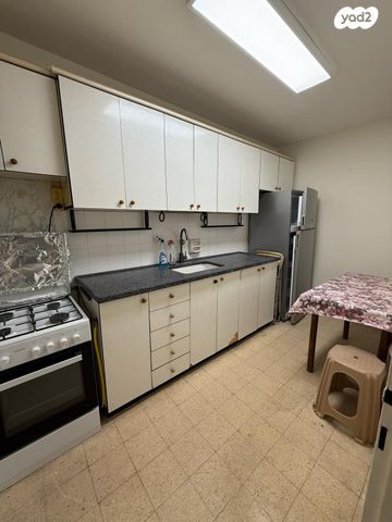 דירה, שכונה י"א, באר שבע