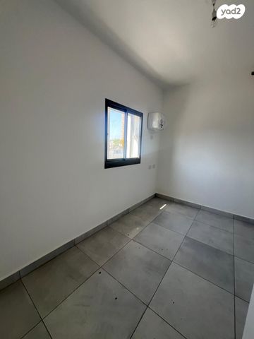 דירה, דב גור, רובע ו', אשדוד