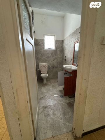 דירה, השיקמה, מחנה יהודה - לב העיר, ירושלים