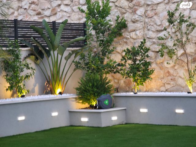 גג/ פנטהאוז, מעלות תרשיחא