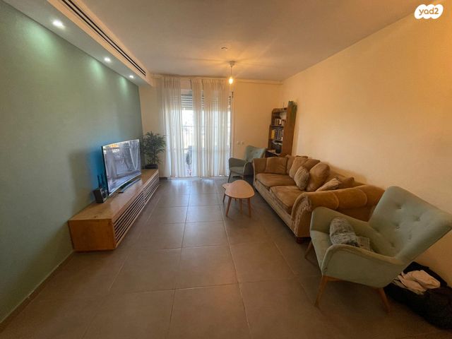 דירה, שבט יהודה, לוד