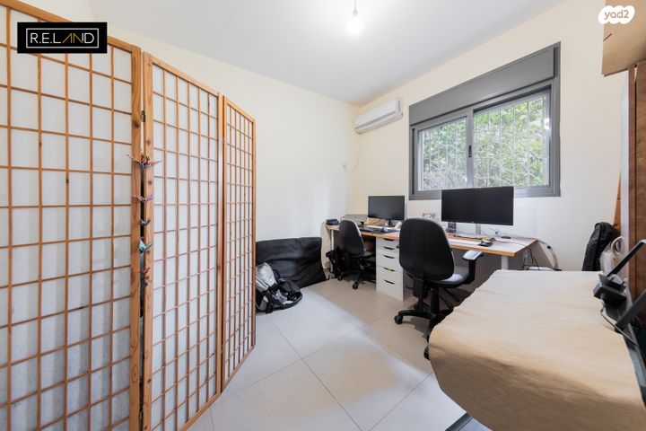 דירת גן, מרכז פרדס חנה, פרדס חנה כרכור