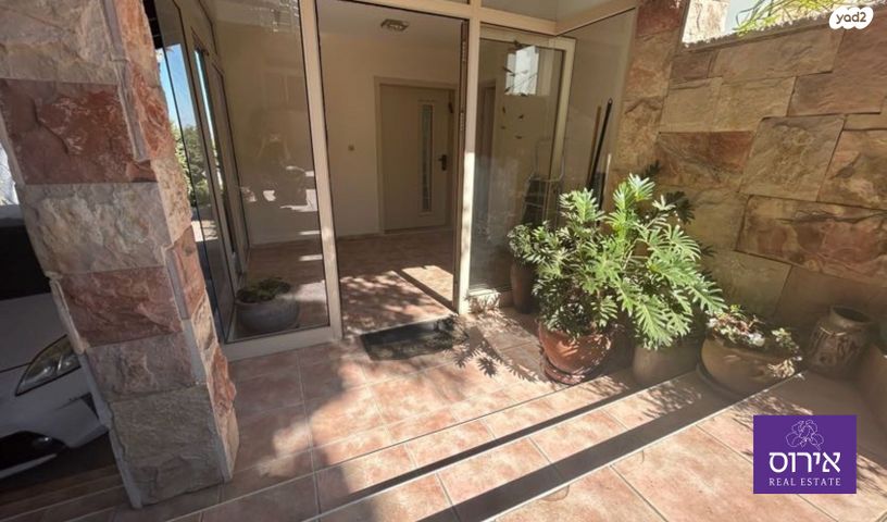 בית פרטי/ קוטג', כפר ורדים