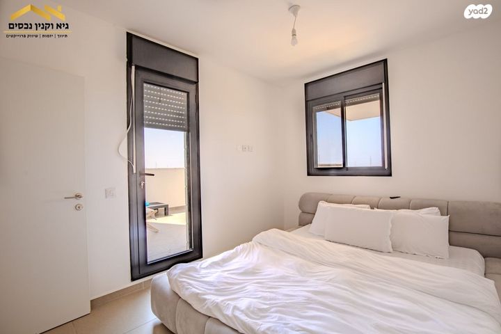 דירה, רחל המשוררת 14, נאות שמיר, יבנה