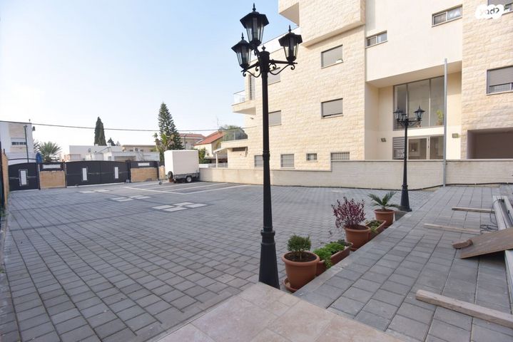 בית פרטי/ קוטג', ברדיצ'בסקי, אברמסקי, קרית אתא