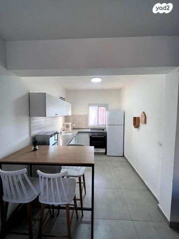 דירה, דרך מצדה 25, שכונה ב', באר שבע