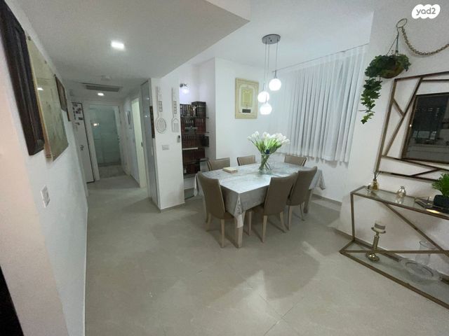 דירה, יוסי בנאי, רמלה