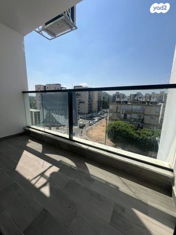 דירה, דב גור, רובע ו', אשדוד