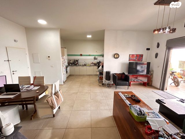 גג/ פנטהאוז, ערד