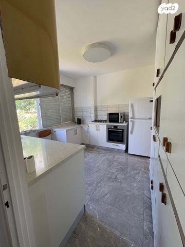 בית פרטי/ קוטג', ז'בוטינסקי, עיר, מרכז העיר, נהריה