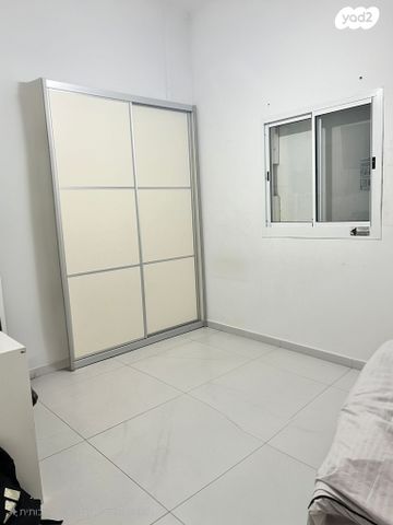 דירה, הדרור, נאות בן גוריון, יבנה