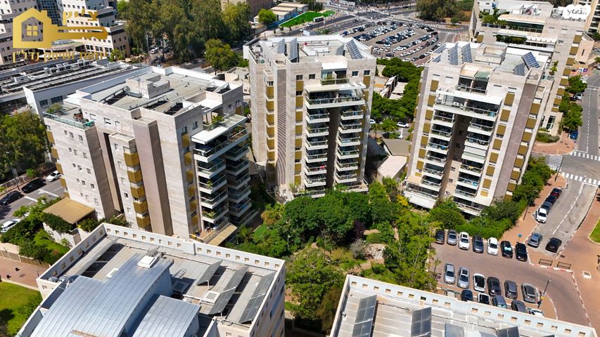 דירה, עבר הירדן, קרית אונו