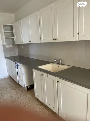 דירה, בבלי, תל אביב יפו