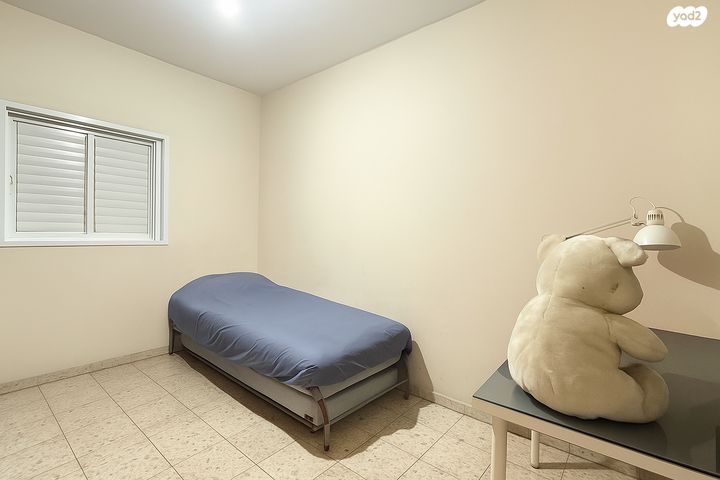 דירה, רמב"ם 58, רמב"ם, ראשון לציון