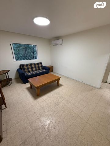 דירה, שכונה י"א, באר שבע