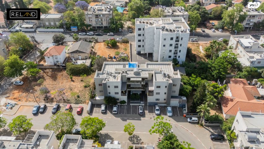 דירת גן, מרכז פרדס חנה, פרדס חנה כרכור