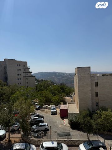 דירה, החרצית, קרית מנחם, ירושלים