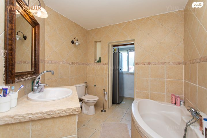 גג/ פנטהאוז, הערמונים, רמות יצחק, נשר