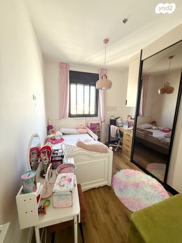 דירה, אריק לביא, נתניה