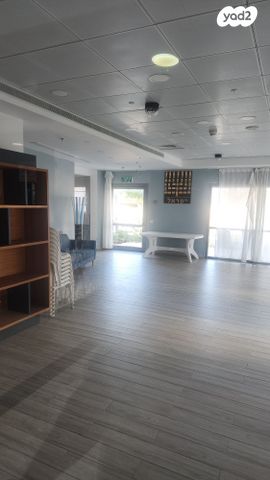 דירת גן, אלמוג 8, גלי כרמל, טירת כרמל