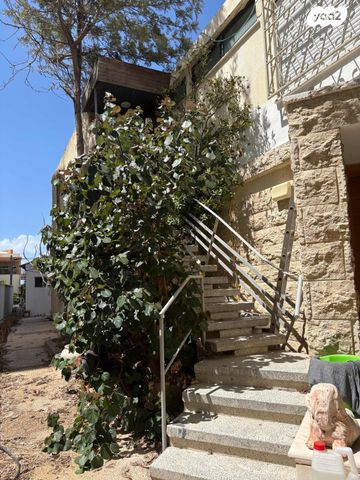 בית פרטי/ קוטג', ז'בוטינסקי, עיר, מרכז העיר, נהריה