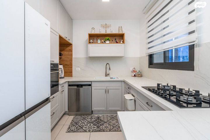 דירה, מור 16, אור ים, אור עקיבא