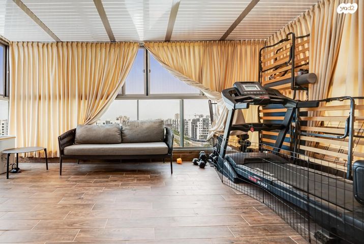 גג/ פנטהאוז, יעקב אבינו, לוד