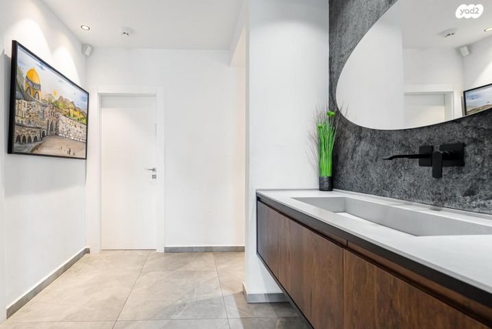 גג/ פנטהאוז, יעקב אבינו, לוד