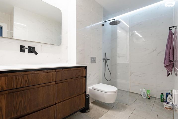 גג/ פנטהאוז, יעקב אבינו, לוד