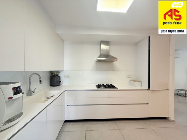 דירה, השופטים 5, הרצליה