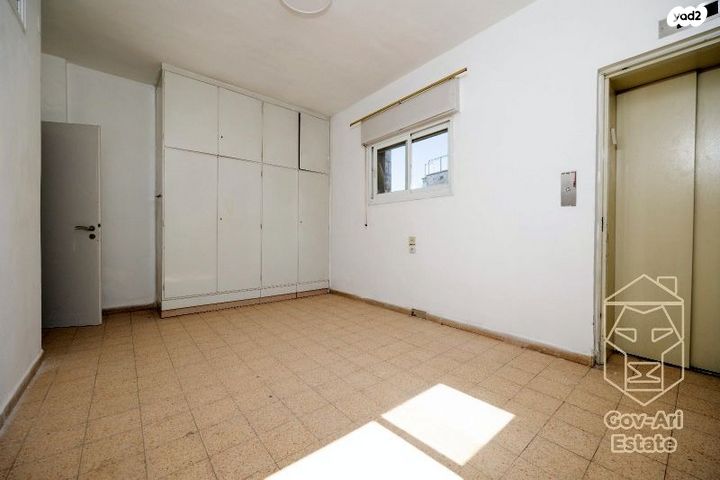 דירה, דב קמחי, גבעת הורדים, רסקו, ירושלים