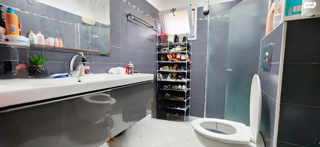 דירה, החצב, בני עי''ש, בני עי"ש