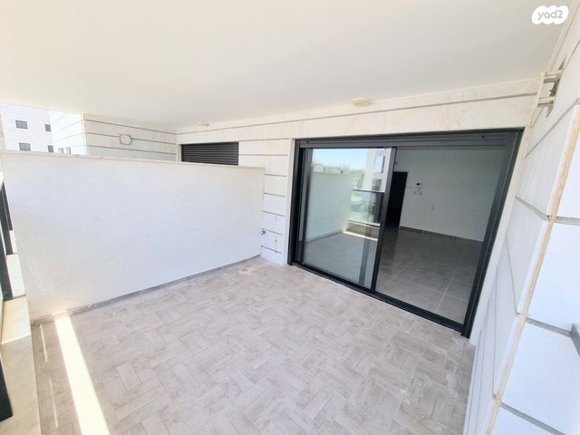 דירה, אריאל שרון, נווה שרון / שער העיר, נתיבות