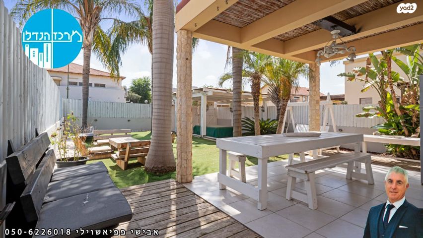 בית פרטי/ קוטג', מורלי בלנקשטיין, נאות הפרחים, גן יבנה