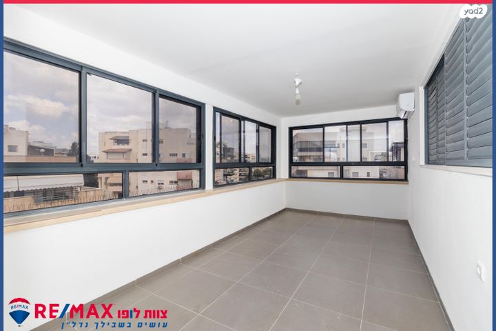 גג/ פנטהאוז, שלום עליכם 6, מרכז העיר, עפולה