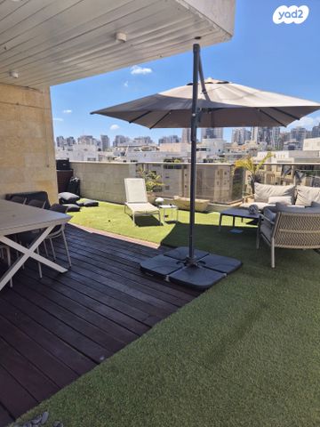 גג/ פנטהאוז, העצמאות, פתח תקווה