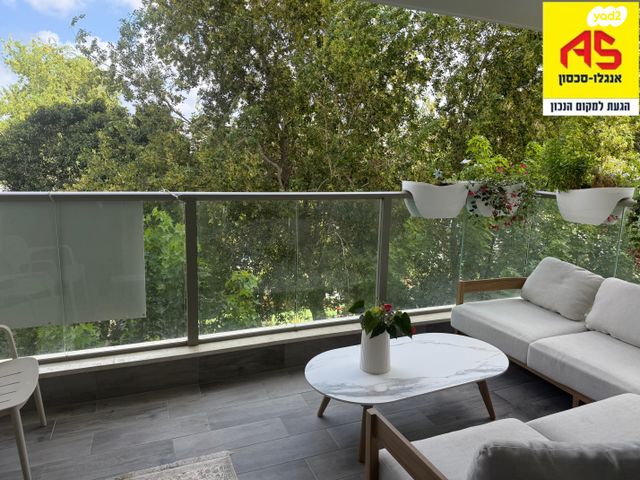 דירה, השופטים 5, הרצליה