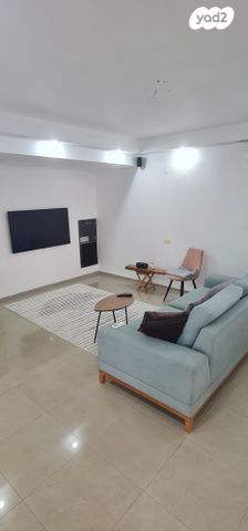 דירת גן, קרן היסוד, עיר, מרכז העיר, נהריה