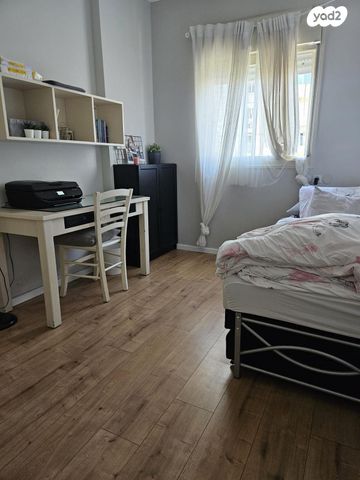 דירה, יוני נתניהו, רמת הדר, גבעת שמואל