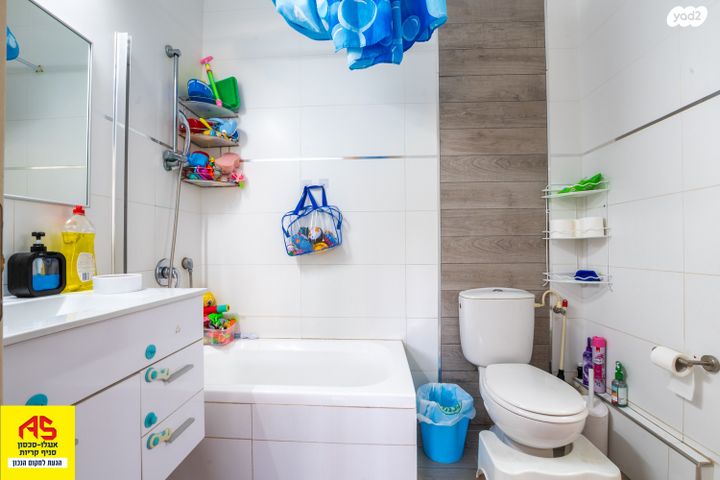 דירה, שדרות בן גוריון 62, מרכז העיר, סביניה, הוותיקה, קרית ביאליק