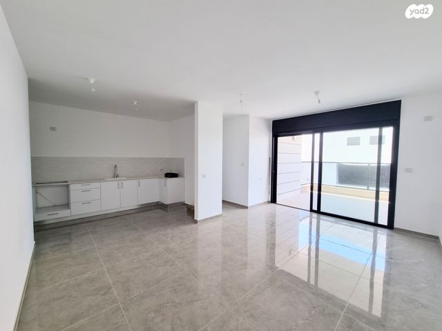 דירה, אריאל שרון, נווה שרון / שער העיר, נתיבות