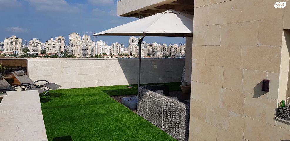 גג/ פנטהאוז, העצמאות, פתח תקווה