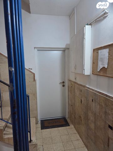 דירה, הרב קוק 7, שכונת האוצר, חדרה