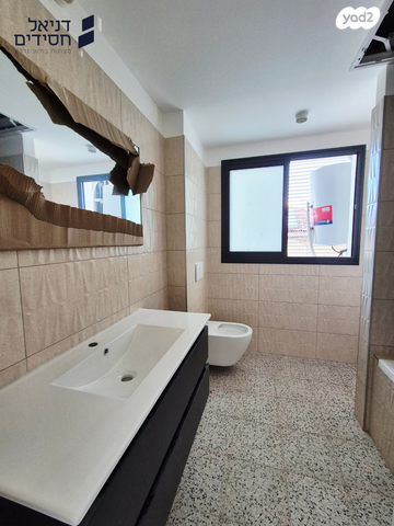 דירה, דניאל, ניצנה, בת ים