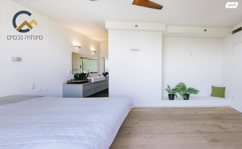 גג/ פנטהאוז, סמטת הדרור, רמתיים, הוד השרון